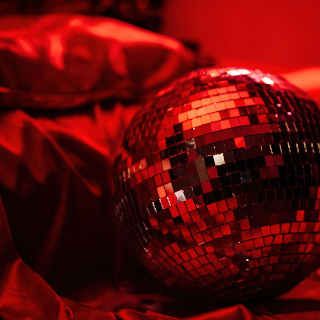 Viribright 60-Watt Equivalent A19 E26 Smart Wifi RGBW LED Light Bulb